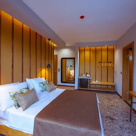 Arwen Hotel-3