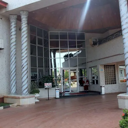 Conference Hotel & Suites Ijebu-3