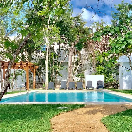 Beautiful 3 Br/3.5 Bath Home@Selvanova-2