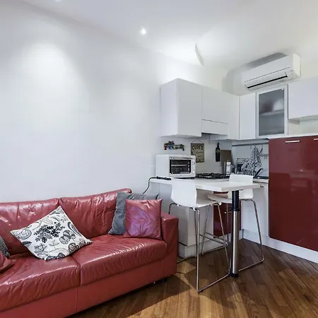 Beautiful And Happy Flat In Milan Center-3