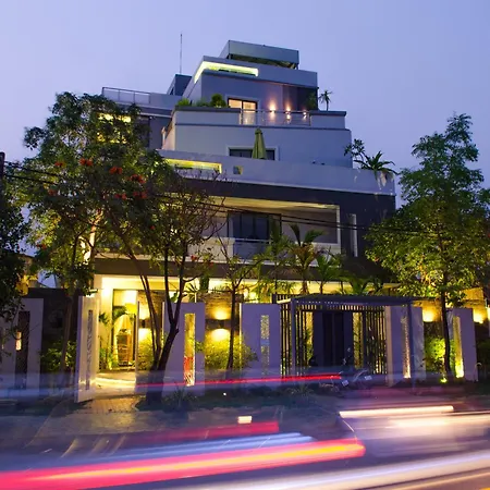 Hotel Five.S-3