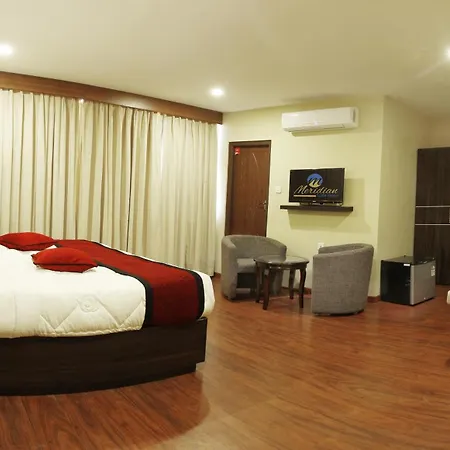 Hotel Meridian Suite-2