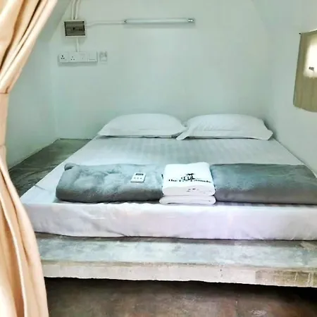 Eco Capsule Resort-2