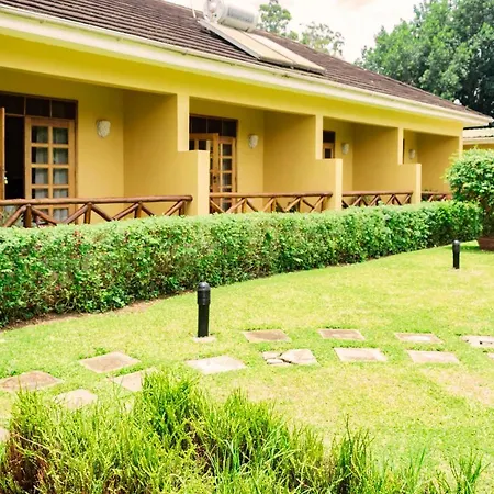 Mountains Of The Moon Hotel Fort Portal-3