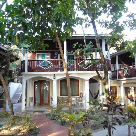 Fosters West Bay Resort-3