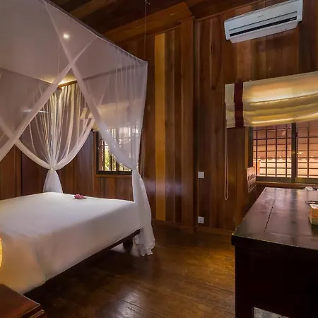 Wat Bo House By Angkor Stays-3