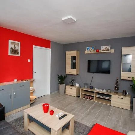 7 Days Premium Apartment-2