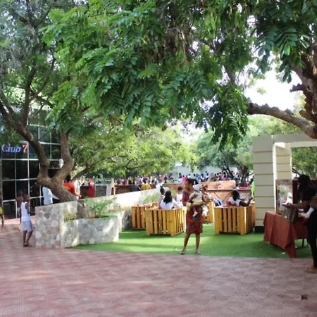 Royal Village Hotel-3