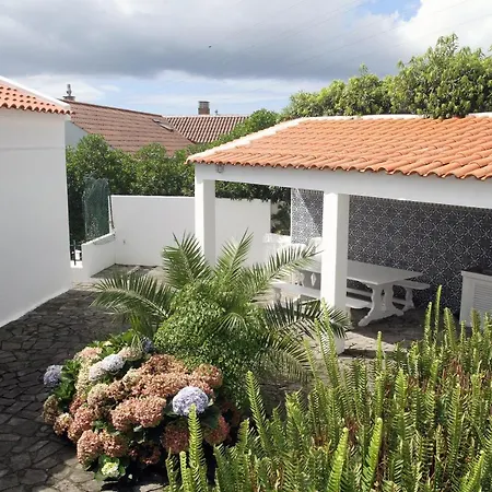 Family Holiday Villa Vacations - Ponta Delgada Azores Rentals-3