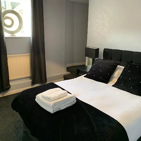 Fife Arms Guest House-3