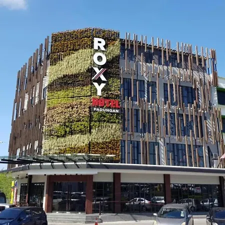 Roxy Hotel Padungan-2