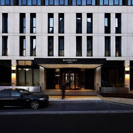 Burbury Hotel & Apartments-3