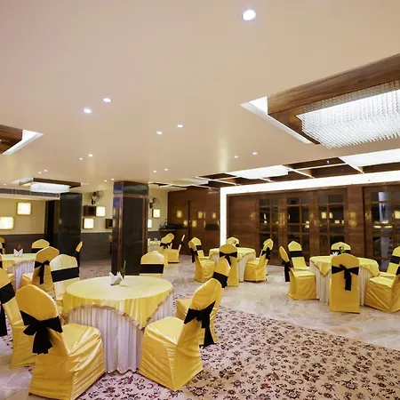 Hotel Indo Prime - Jaipur City Centre-3