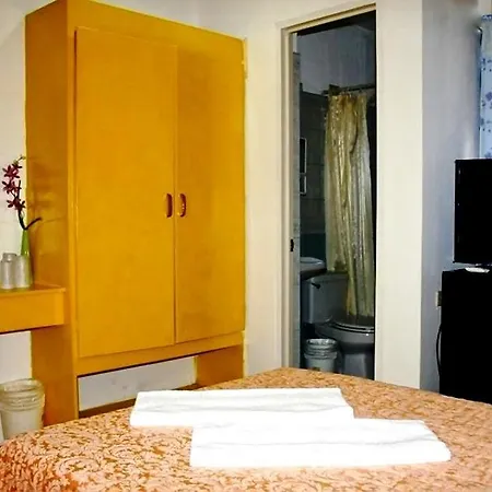 Island Inn Boracay-2