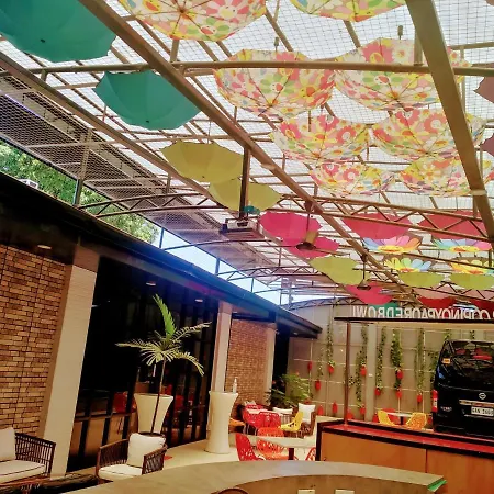 Halfway House Hostel Mactan Cebu Airport-2