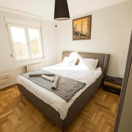 Ahoy Belgrade Luxury Apartment-3