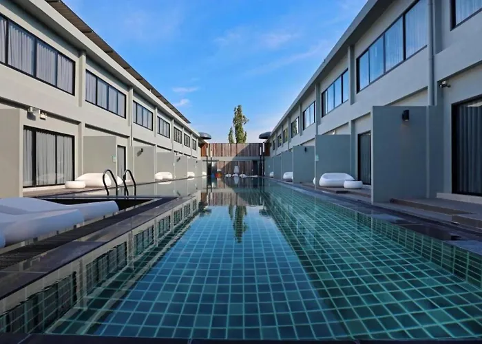 S Ratchada Leisure Hotel Bangkok