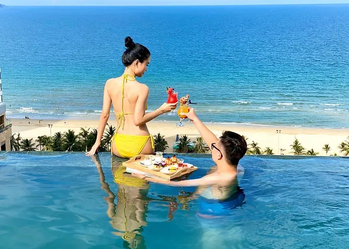 Santa Luxury Hotel Da Nang - Complimentary Afternoon Tea