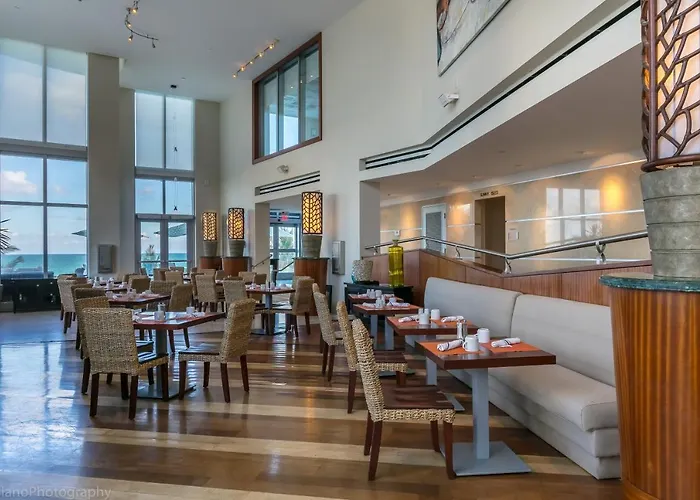 Marenas Beach Resort Private Luxury Suites Miami Beach