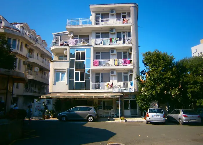Family Hotel White House Pomorie