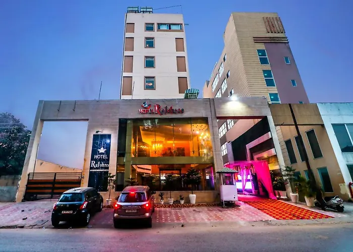 Hotel Rajshree & Spa Chandigarh