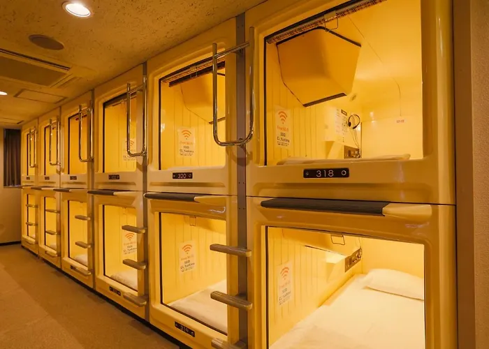 Capsule Land Yushima Hotel Tokyo