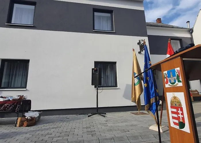 Koszeg Panzio Bed & Breakfast