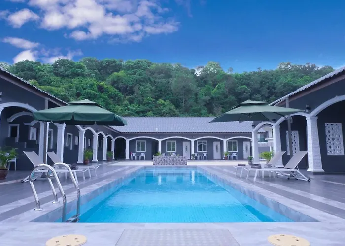 Cenang Rooms With Pool By Virgo Star Resort Pantai Cenang 