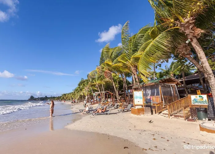 Bananarama Dive & Beach Resort West Bay