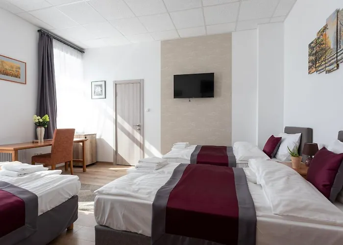 Hooper'S Vendeghaz Hotel Eger