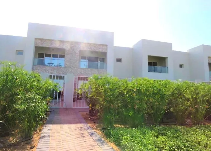 Holiday Home 3 Bedroom Seaview Ras al-Khaimah