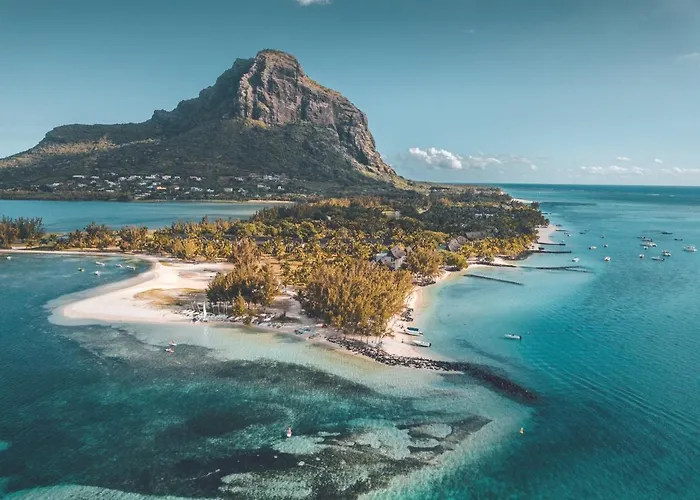 Paradis Beachcomber Golf Resort & Spa Le Morne