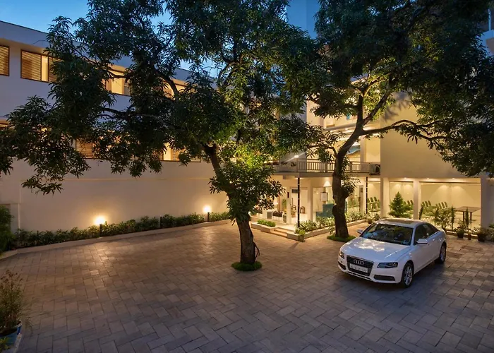 Time Square Boutique Hotel & Spa Alappuzha