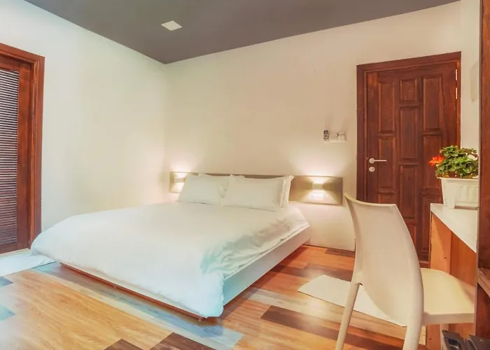White Coral Rasdhoo Hotel