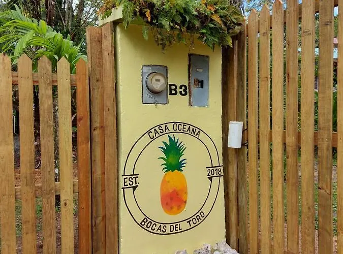 Casa Oceana Bed & Breakfast Bocas Town