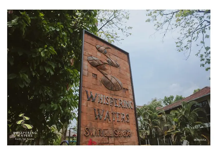 Whispering Waters Hotel Malayattur