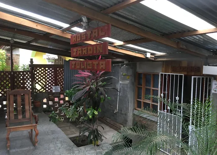Murph'S Surf Shacks Rivas