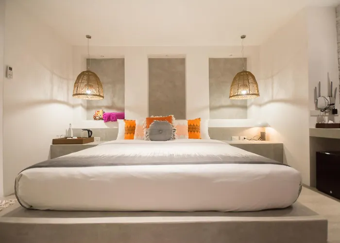 True Home Hotel Balabag 