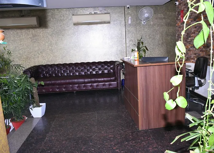 Hotel Flora Inn Gurgaon