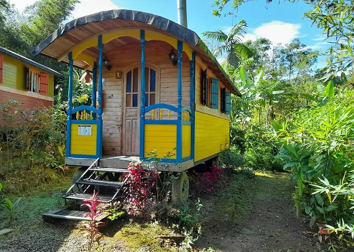 Hosteria La Roulotte - Mindo