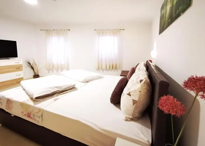 Pansion Makina Hotel Vodice