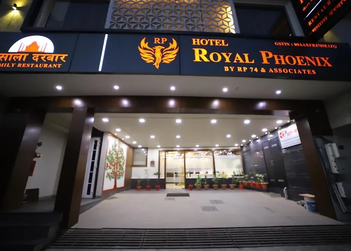 Hotel Royal Phoenix Agra 