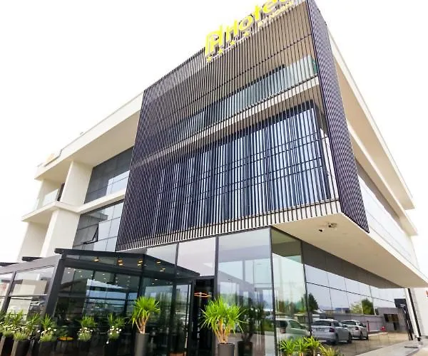 N Hotel By Noshi Rinas