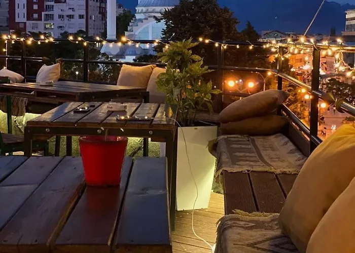The Rooftop Hostel Shkoder