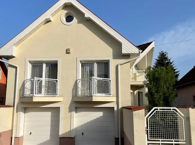Alomhaz Apartment Hajduszoboszlo