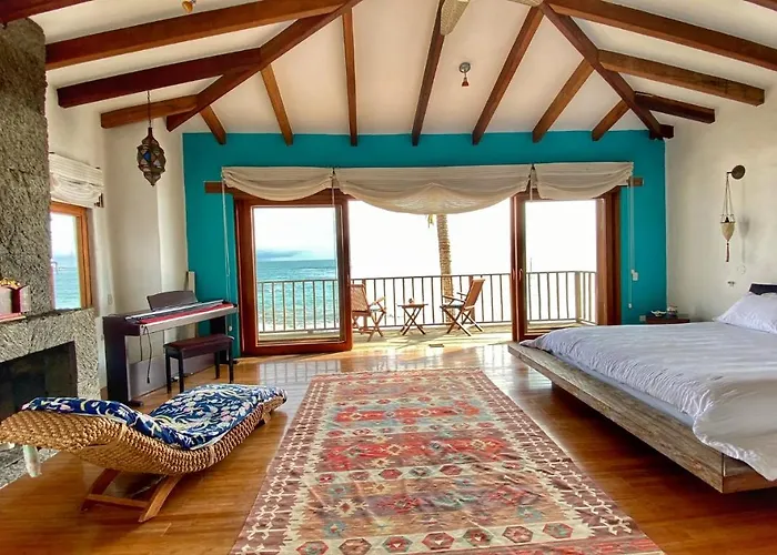 Casa Baronesa Villa Puerto Villamil