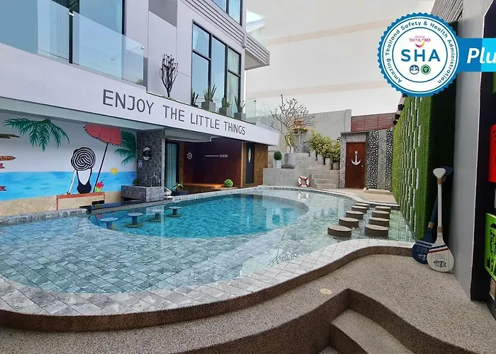 Oneloft Hotel Karon