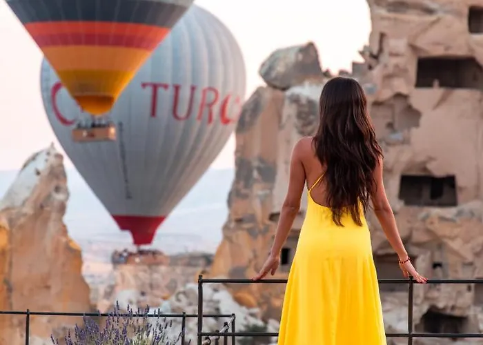 Seki Cave Hotel, Wake Up To Hot Air Balloons Göreme