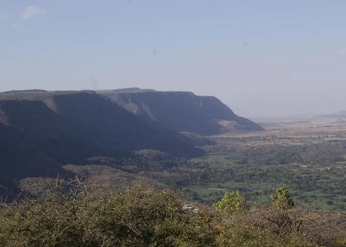 African Sunrise Lodge And Campsite Mto wa Mbu