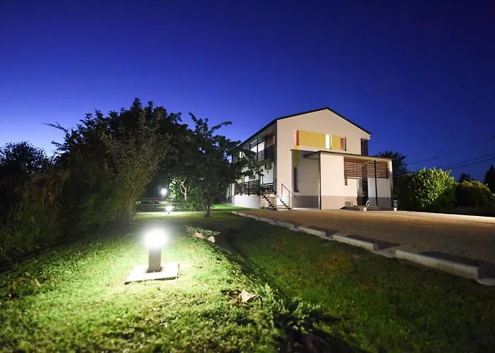 Suri Bau Apartman Mosonmagyarovar
